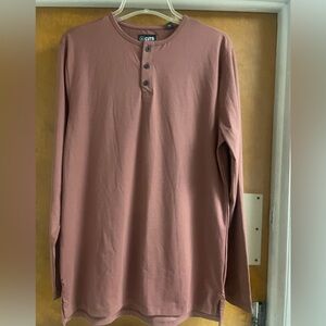 Cuts men’s three button Henley medium rust brown color like new